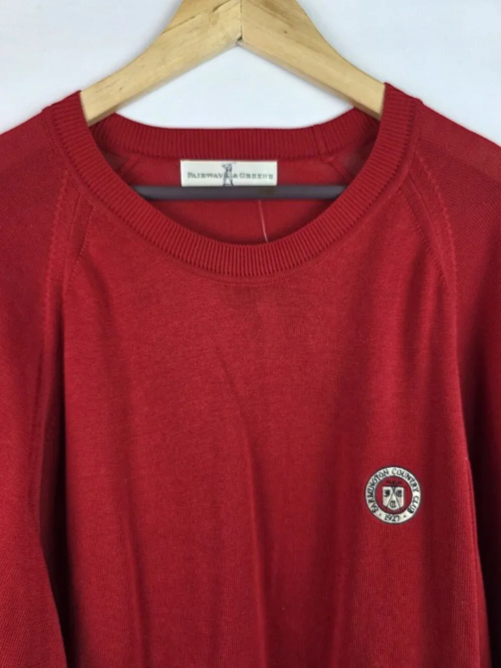 Fairway & Greene Mens Sweater Size Large Red Farmington Country Club 1927 Top